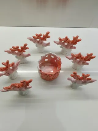 Porta candela e 7 segnaposto corallo ceramica