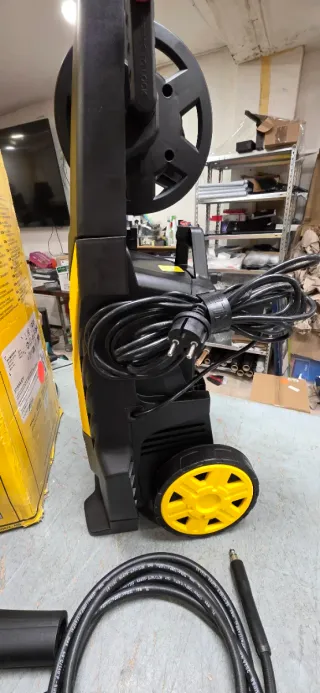 Hidrolimpiadora Stanley SXPW22DSS 160 Bar