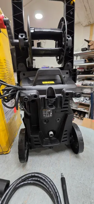 Hidrolimpiadora Stanley SXPW22DSS 160 Bar