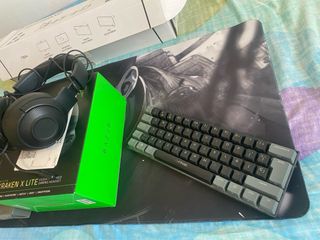 Teclado, Ratón, Cascos, Alfombrilla Gaming.