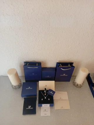 Conjunto Swarovski Collar y Pendientes Nuevo