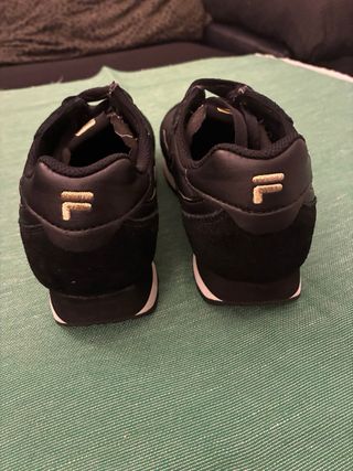Zapatillas Fila 37 Negras