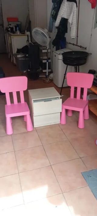 Lote de 2 Sillas Infantiles Rosas con oso y mesita