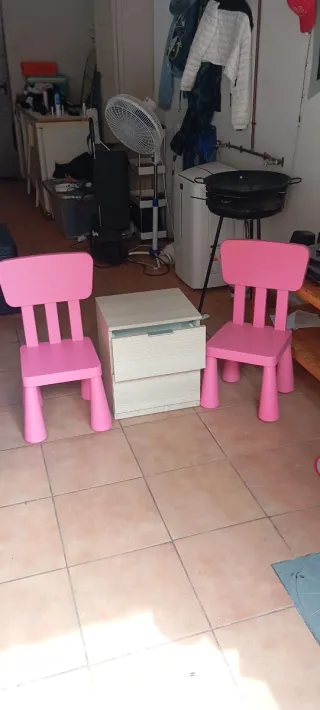 Lote de 2 Sillas Infantiles Rosas con oso y mesita