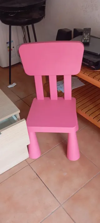 Lote de 2 Sillas Infantiles Rosas con oso y mesita