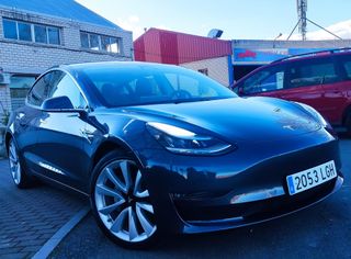 Tesla Model 3 Gran Autonomía AWD 4X4. NEGOCIABLE