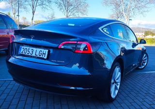 Tesla Model 3 Gran Autonomía AWD 4X4. NEGOCIABLE