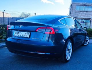 Tesla Model 3 Gran Autonomía AWD 4X4. NEGOCIABLE