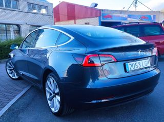 Tesla Model 3 Gran Autonomía AWD 4X4. NEGOCIABLE