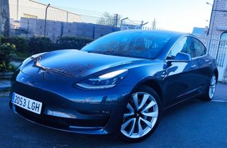 Tesla Model 3 Gran Autonomía AWD 4X4. NEGOCIABLE