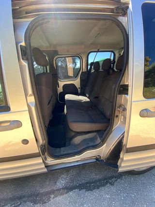 Ford Tourneo Connect 2005(mixta)