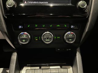 SKODA SCOUT 4X4 2.0 TDi 184cv DSG - 2015