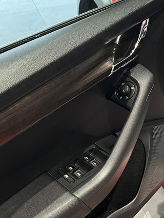 SKODA SCOUT 4X4 2.0 TDi 184cv DSG - 2015