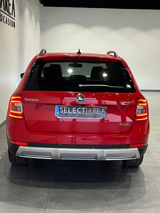 SKODA SCOUT 4X4 2.0 TDi 184cv DSG - 2015