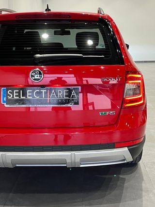 SKODA SCOUT 4X4 2.0 TDi 184cv DSG - 2015