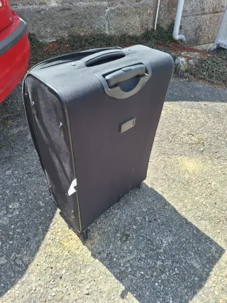 Maleta Grande Negra 70x47cm