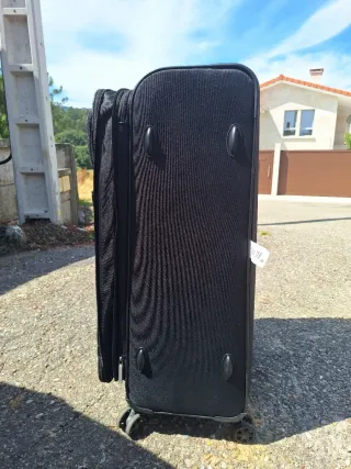 Maleta Grande Negra 70x47cm