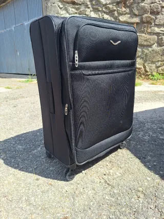 Maleta Grande Negra 70x47cm