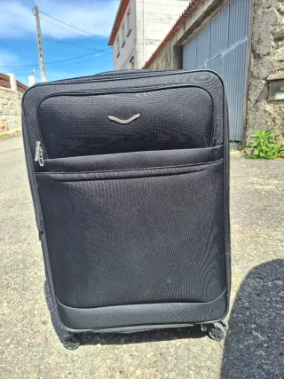 Maleta Grande Negra 70x47cm