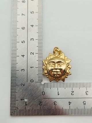 Colgante de Oro 18K, Sol, 3,82gr, 3cm