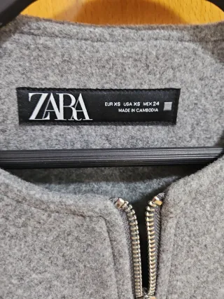 Chaqueta Zara Gris Cremallera