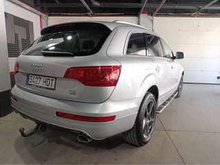 Audi Q7 2011