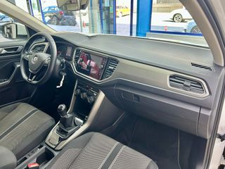 Volkswagen T-Roc Advance 2020