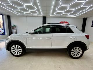 Volkswagen T-Roc Advance 2020