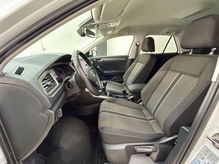 Volkswagen T-Roc Advance 2020