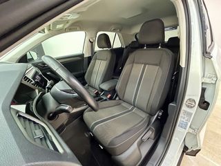 Volkswagen T-Roc Advance 2020