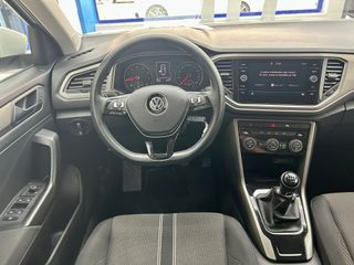 Volkswagen T-Roc Advance 2020