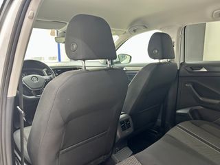 Volkswagen T-Roc Advance 2020