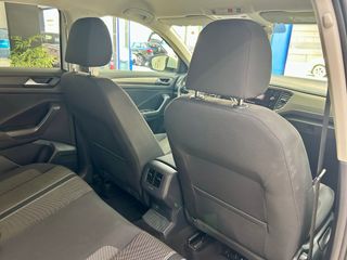 Volkswagen T-Roc Advance 2020