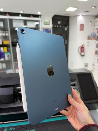 iPad Air 5 2022 256gb + Apple Pencil come nuovo