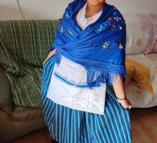 Traje Huertana Niña Azul/Blanco Talla 8/10 años