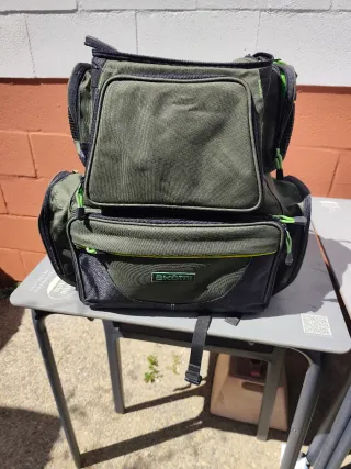 Bolsa de pesca y carretes