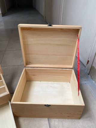 Scatole in legno per l'organizzazione