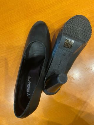 Zapatos de salón Vogue Talla 41 Negros