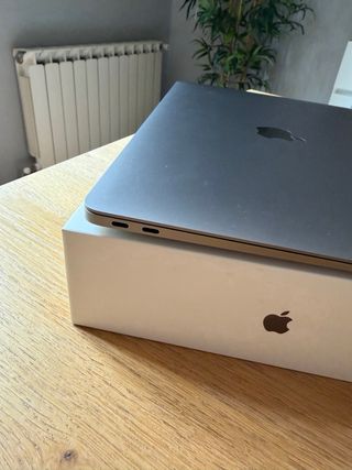 MacBook Air 13” 2020 Plata