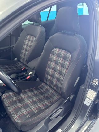 Volkswagen Golf 7.5 Gti Performance