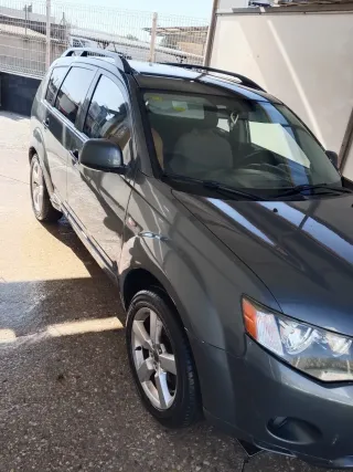 Mitsubishi Outlander 2007