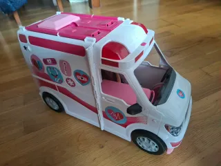 Ambulancia Barbie Doctora