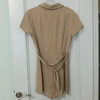 Mono corto Bershka beige