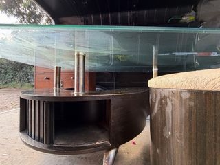 Mesa de centro con 2 Pufs