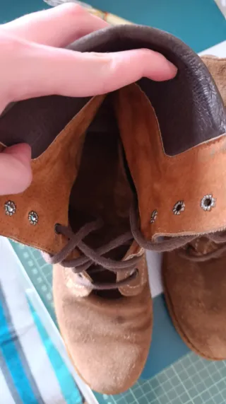 Botas de ante marrones