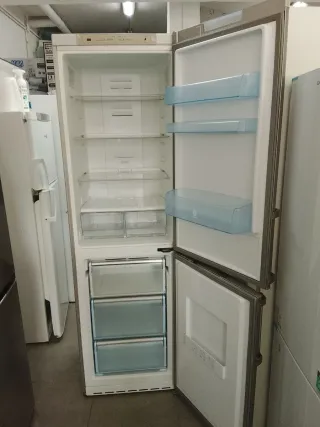 Nevera Combi Balay con garantia transport