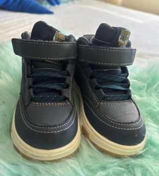 Sapatos de criança/bebé tamanho 22