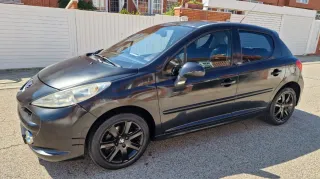 Peugeot 207 2009 1.6i 120cv.190.000km