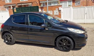 Peugeot 207 2009 1.6i 120cv.190.000km