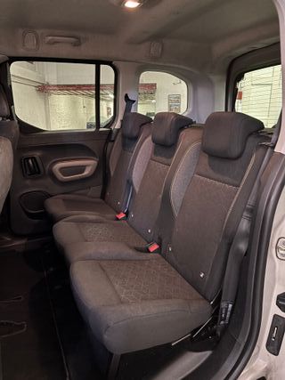 Peugeot Rifter1.5 HDi 130 c.v 5 puertas